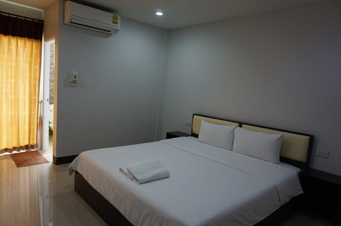 Imagen de la habitación del Hotel MT Place Sakon Nakhon. Foto 18