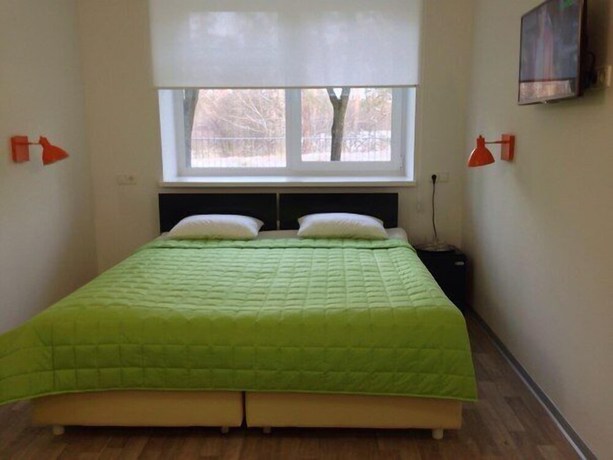 Imagen de la habitación del Hotel MTA. Foto 13