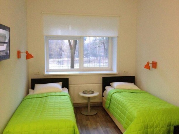 Imagen de la habitación del Hotel MTA. Foto 16