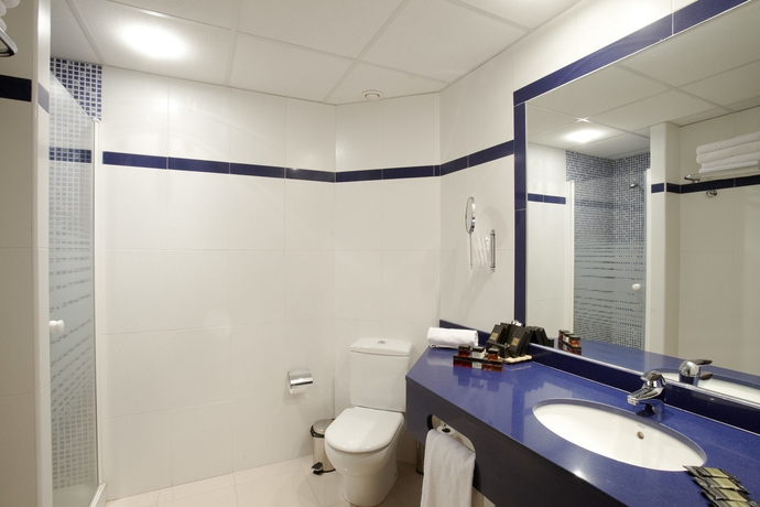 Imagen de la habitación del Hotel MU & SPA. Foto 8