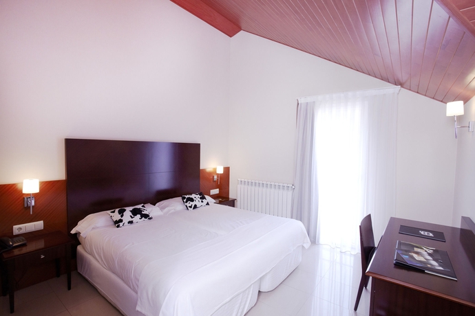 Imagen de la habitación del Hotel MU & SPA. Foto 11