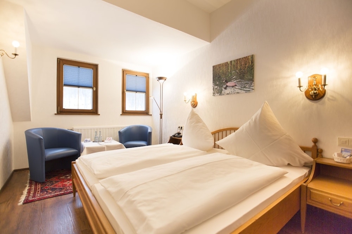 Imagen de la habitación del Hotel MULLER, Hohenschwangau. Foto 8