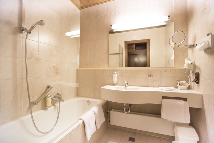 Imagen de la habitación del Hotel MULLER, Hohenschwangau. Foto 14