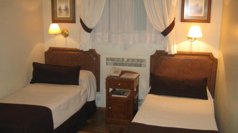 Imagen general del Hotel MU&Ntilde;IZ. Foto 5