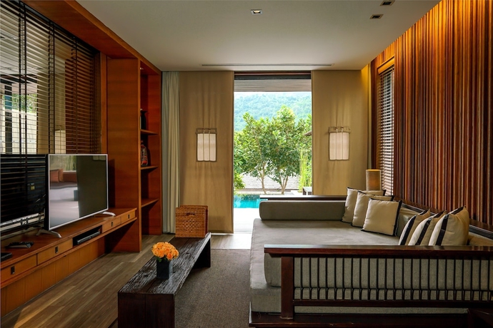 Imagen de la habitación del Hotel MUTHI MAYA Forest Pool Villa Resort. Foto 11