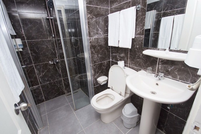 Imagen de la habitación del Hotel MV HOTEL. Foto 13
