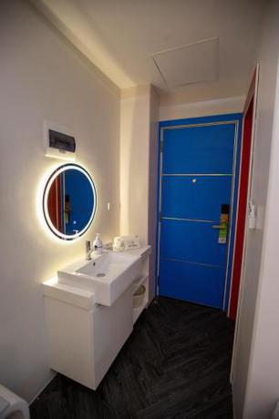 Imagen general del Hotel M.Y.. Foto 7