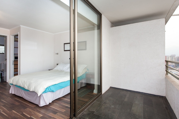 Imagen de la habitación del Hotel MY LUXAPART Las Condes. Foto 2