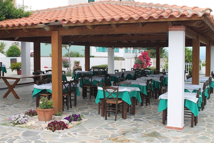 Imagen general del Hotel MYKALI. Foto 12