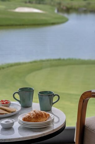 Imagen de la habitación del Hotel MYSA Zinc Journey by The Fern (A Glade One Golf Resort) Nani Devati, Gujarat. Foto 15