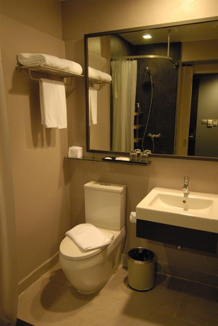 Imagen de la habitación del Hotel Ma Bangkok. Foto 14