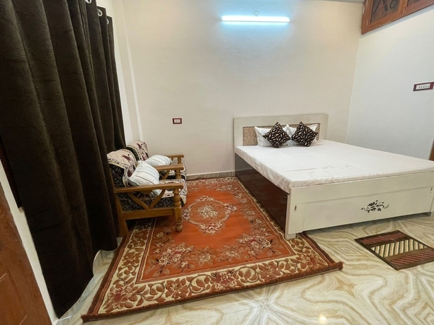 Imagen de la habitación del Hotel Ma Parvati residency. Foto 3