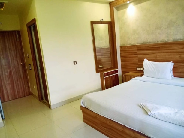 Imagen de la habitación del Hotel Ma Parvati residency. Foto 6