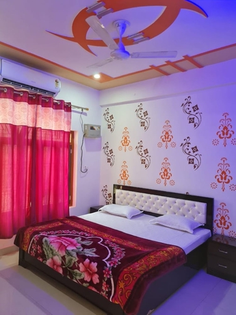 Imagen de la habitación del Hotel Ma Parvati residency. Foto 10