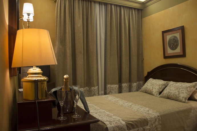 Imagen de la habitación del Hotel M.a. Princesa Ana. Foto 6