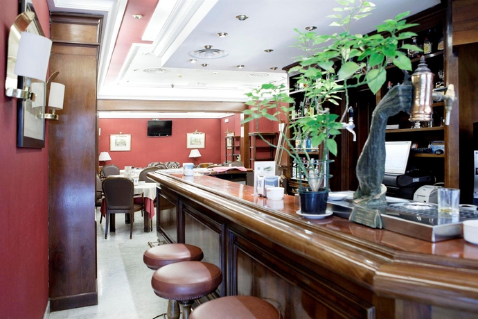 Imagen del bar/restaurante del Hotel M.a. Princesa Ana. Foto 4