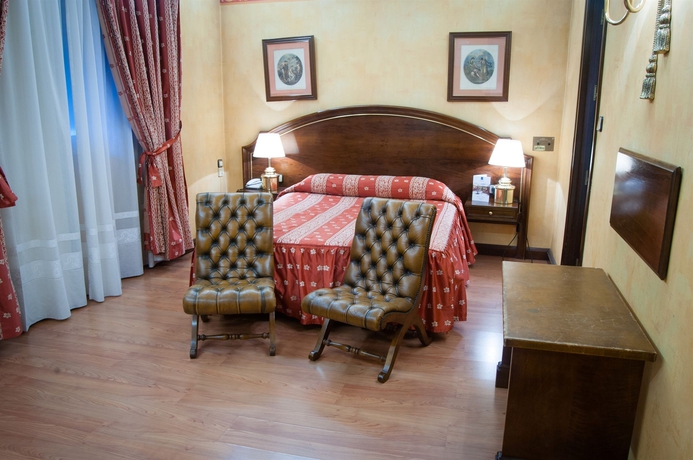 Imagen de la habitación del Hotel M.a. Princesa Ana. Foto 15