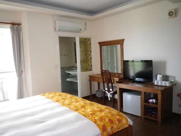 Imagen de la habitación del Hotel MaMaLuLu Hostel. Foto 14