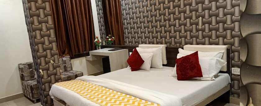 Imagen de la habitación del Hotel Maa Ganga Palace, Bhopal. Foto 14