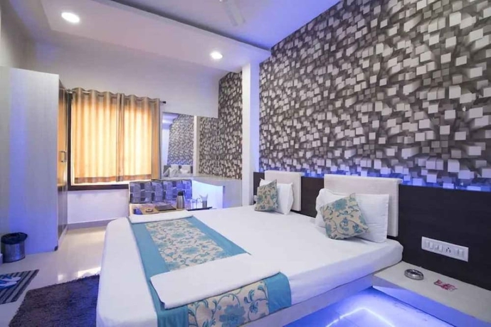 Imagen de la habitación del Hotel Maa Ganga palace, Bhopal. Foto 8