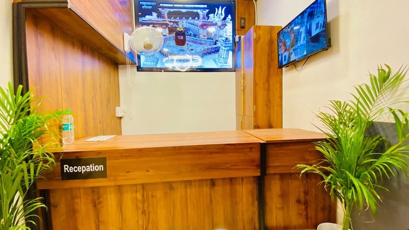 Imagen de los interiores del Hotel Maa Kripa. Foto 12