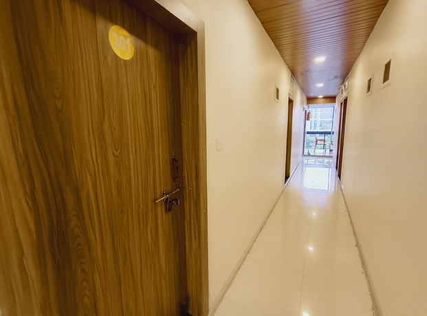 Imagen de los interiores del Hotel Maa Kripa. Foto 13