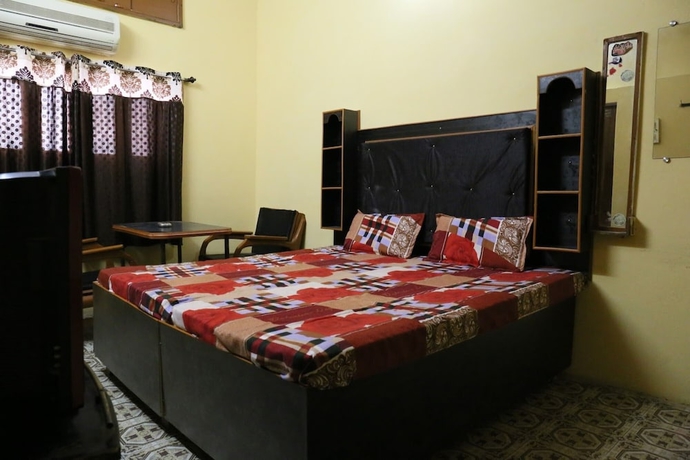 Imagen de la habitación del Hotel Maa Vaishno Guest House. Foto 7