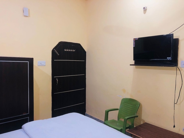 Imagen de la habitación del Hotel Maa Vaishno Palace. Foto 8