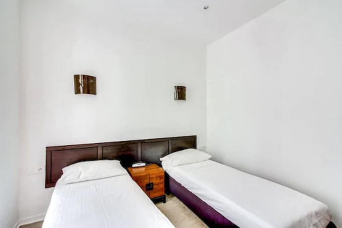 Imagen de la habitación del Hotel Ma&acirc;t Batignolles. Foto 5