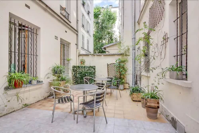 Imagen de los exteriores del Hotel Ma&acirc;t Batignolles. Foto 17