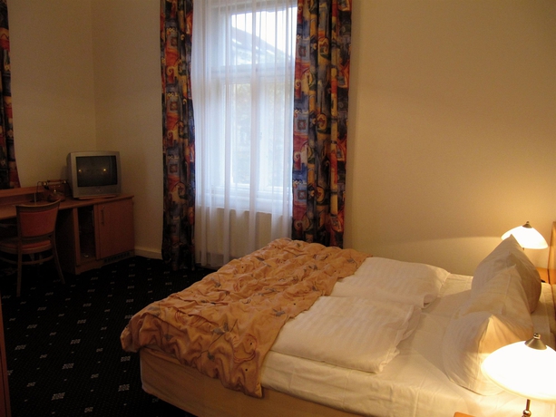 Imagen de la habitación del Hotel Máchova. Foto 2