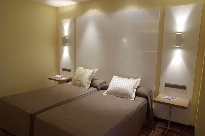 Imagen de la habitación del Hotel Málaga Nostrum Airport. Foto 4