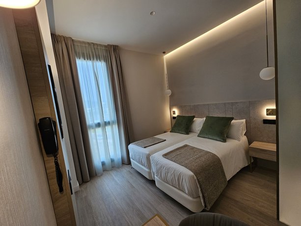 Imagen de la habitación del Hotel Málaga Vibes. Foto 11