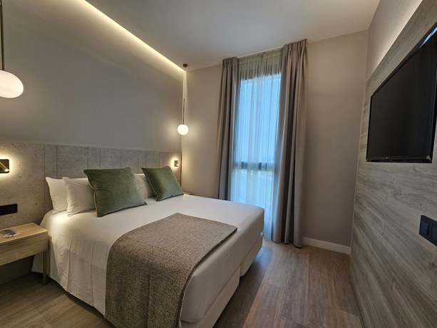 Imagen de la habitación del Hotel Málaga Vibes. Foto 13