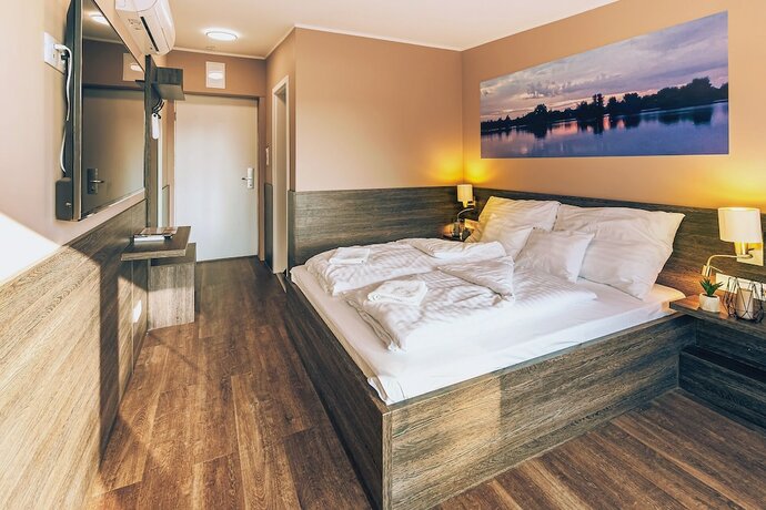 Imagen general del Hotel M&aacute;rtoni Resort and Restaurant. Foto 15