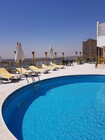 Imagen de la piscina del Hotel Maadi. Foto 17