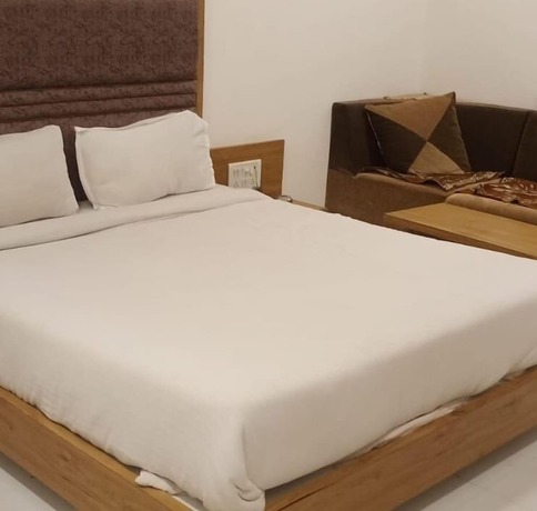 Imagen general del Hotel Maan Palace, Ahmedabad. Foto 4