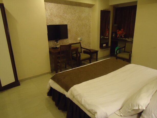 Imagen general del Hotel Maan Residency. Foto 6