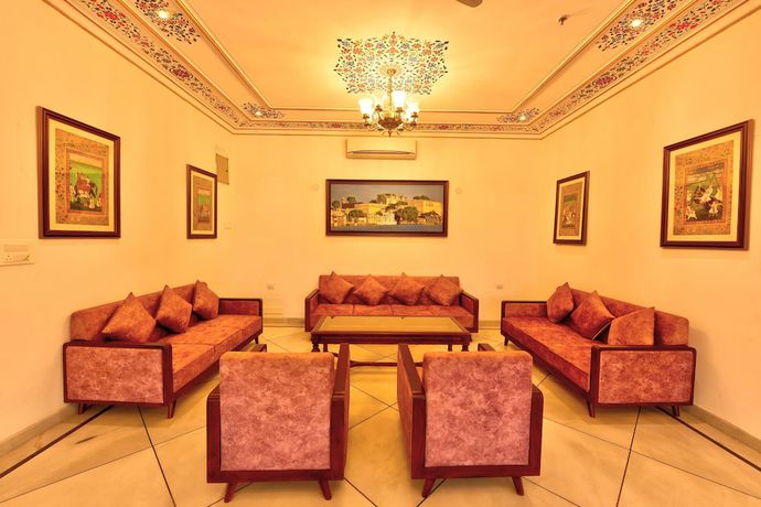 Imagen de los interiores del Hotel Maan Vilas By Stone Wood Udaipur. Foto 14