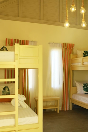 Imagen de la habitación del Hotel Maayo San Remigio. Foto 14