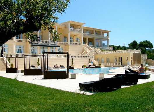 Imagen general del Hotel Mabely Grand. Foto 14