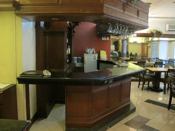 Imagen del bar/restaurante del Hotel Mabini Mansion. Foto 9