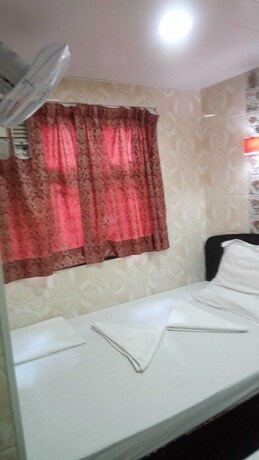 Imagen de la habitación del Hotel Mabuhay. Foto 15