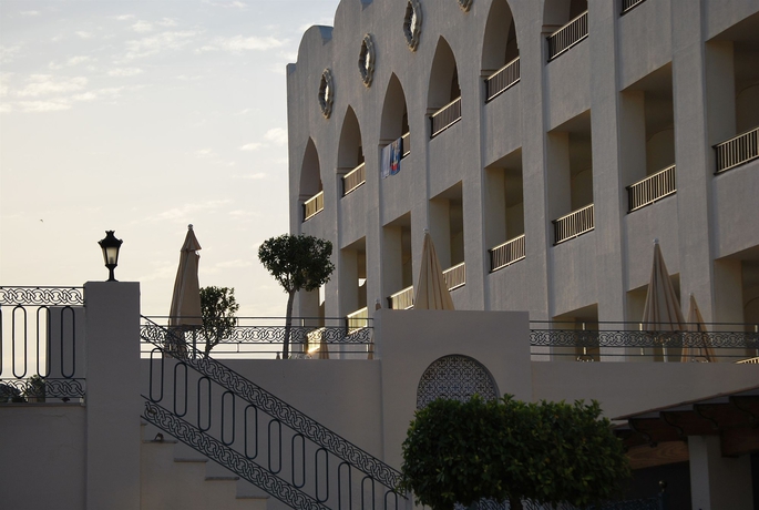 Imagen de los exteriores del Hotel Mac Puerto Marina Benalmadena. Foto 12