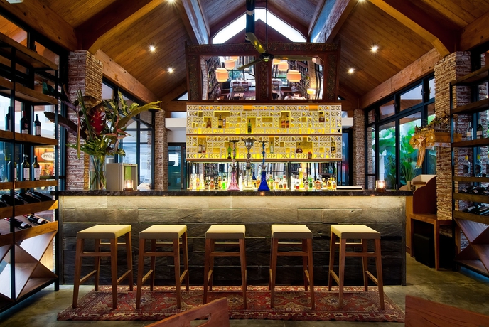 Imagen del bar/restaurante del Hotel Maca Villas and Spa. Foto 5