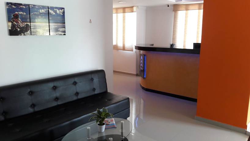Imagen de los interiores del Hotel Macal Plaza. Foto 12