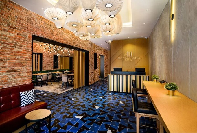 Imagen de los interiores del Hotel Macalister By Phc. Foto 19