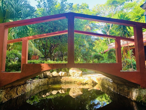 Imagen de los exteriores del Hotel Macan Ché. Foto 12