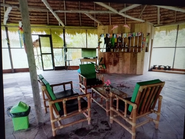 Imagen del bar/restaurante del Hotel Macaw Jungle Expeditions. Foto 7