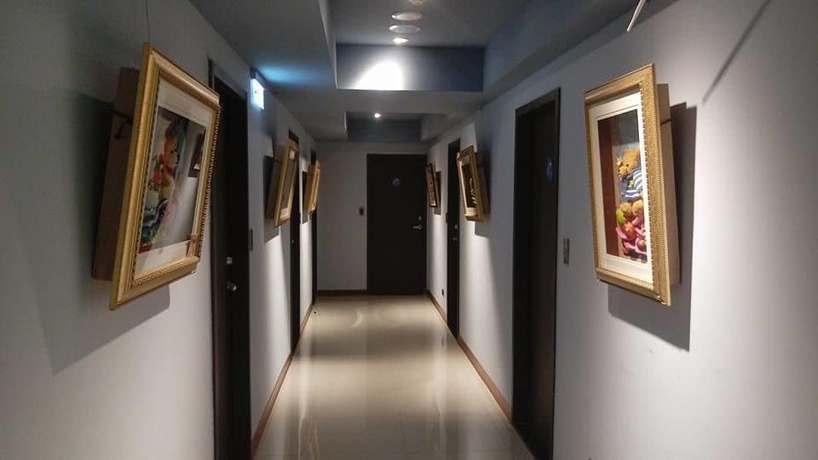 Imagen de los interiores del Hotel Macchi. Foto 15